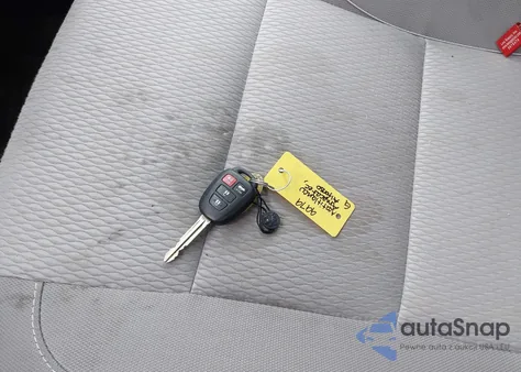 2016 Toyota Corolla Le z USA, uszkodzony, nr VIN 2T1BURHE2GC675737